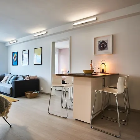 Catamaran - Hostaid Apartment Siofok