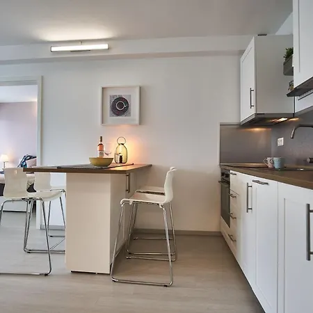 Catamaran - Hostaid Apartment Siofok